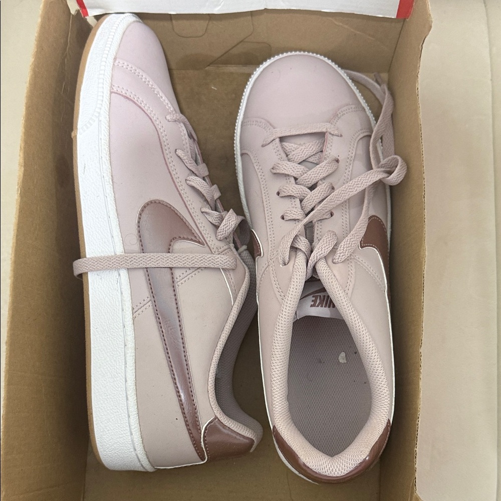 Nike Women's Soft Pink and Brown Sneakers